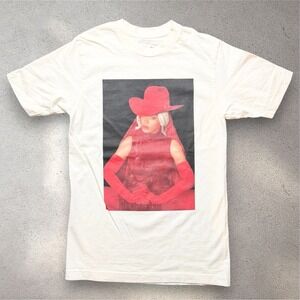 Beyonce CCT2025 Los Angeles Graphic T-Shirt Cream‎ Red Cowboy Hat Mens Small